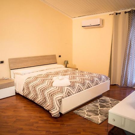 Hotel Lonatino Lonato Esterno foto